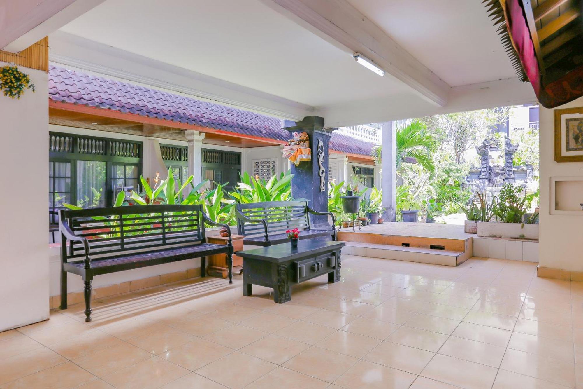 Oyo 4012 Ari Beach Inn Kuta  Ngoại thất bức ảnh