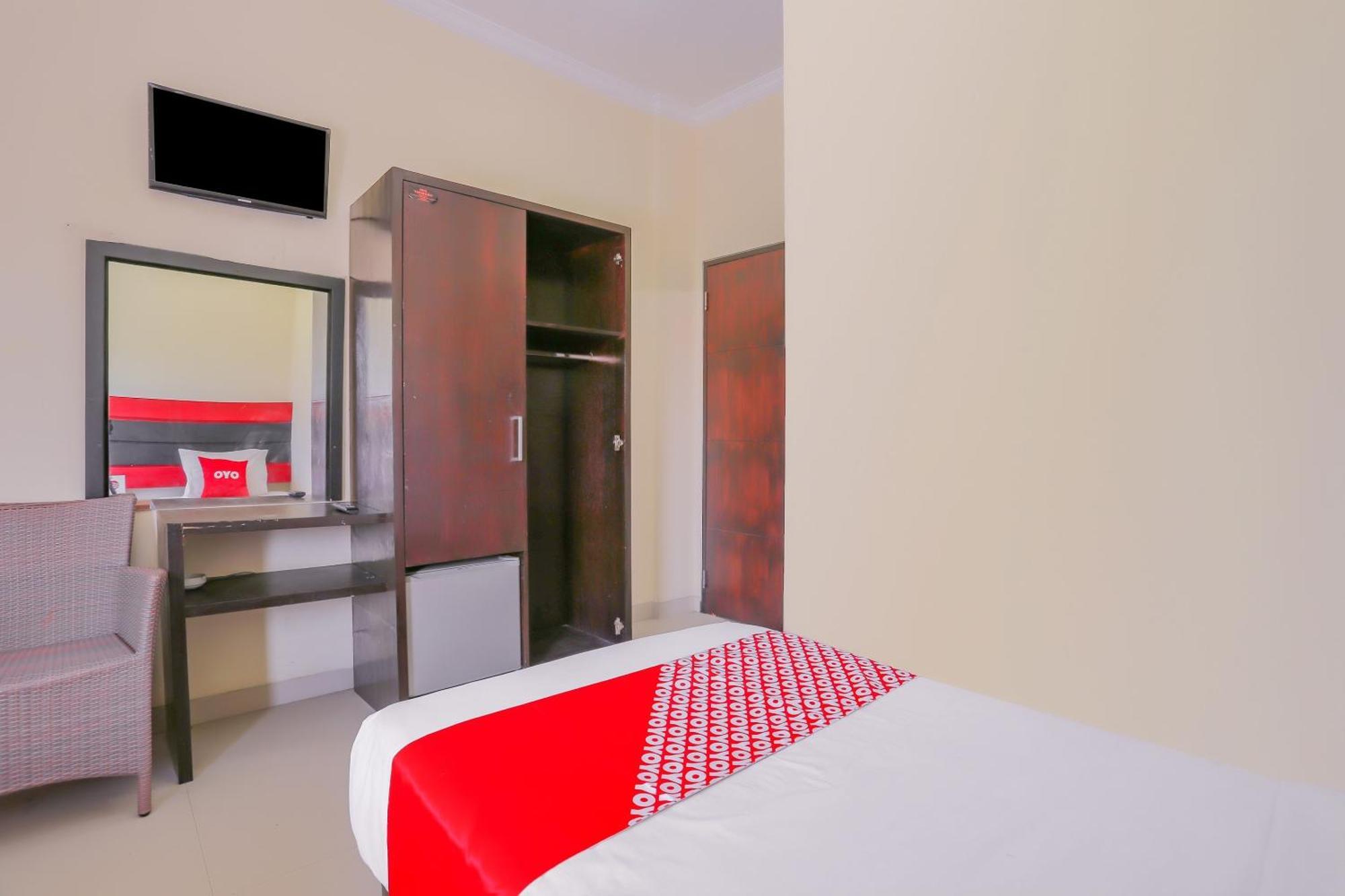 Oyo 4012 Ari Beach Inn Kuta  Ngoại thất bức ảnh