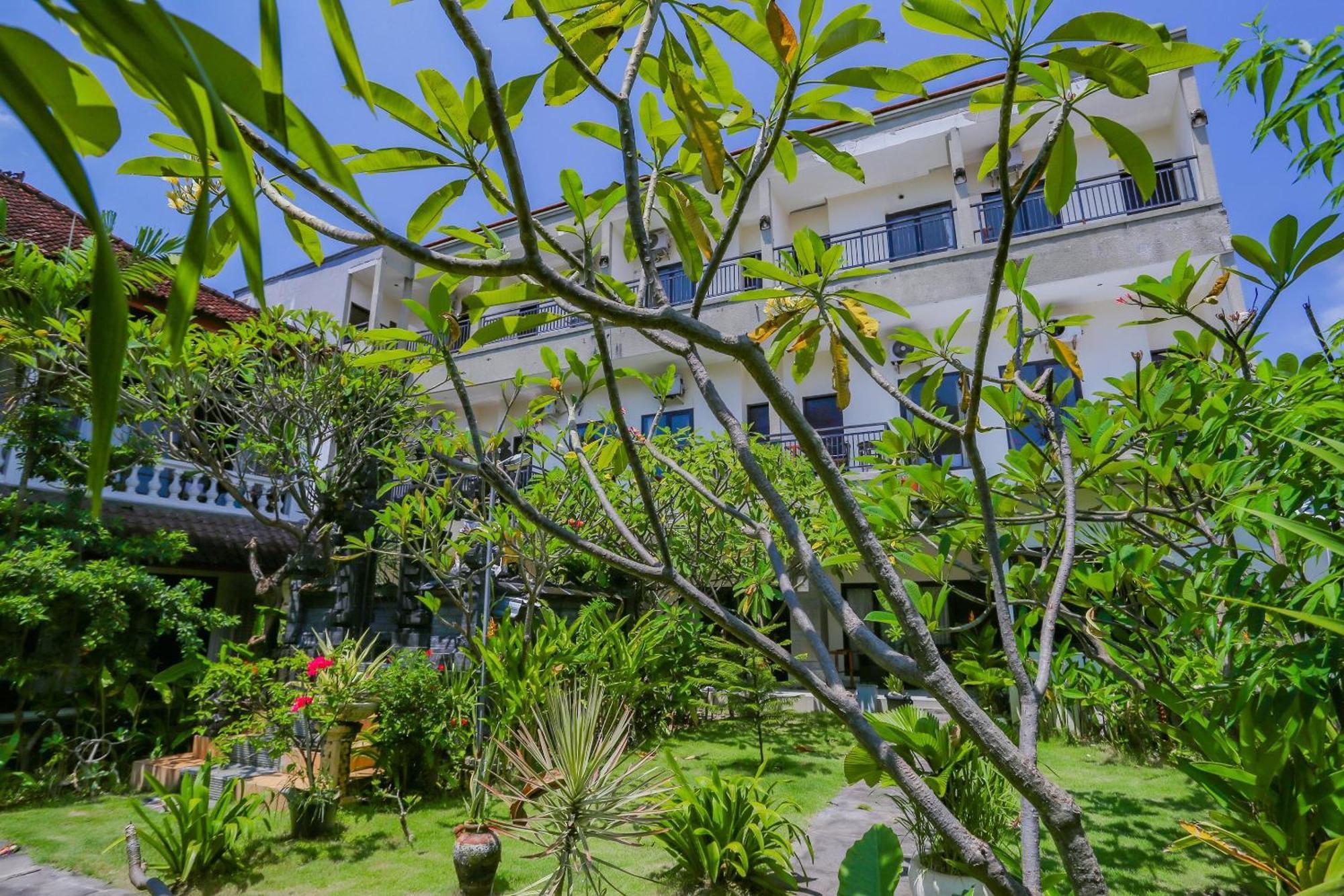 Oyo 4012 Ari Beach Inn Kuta  Ngoại thất bức ảnh