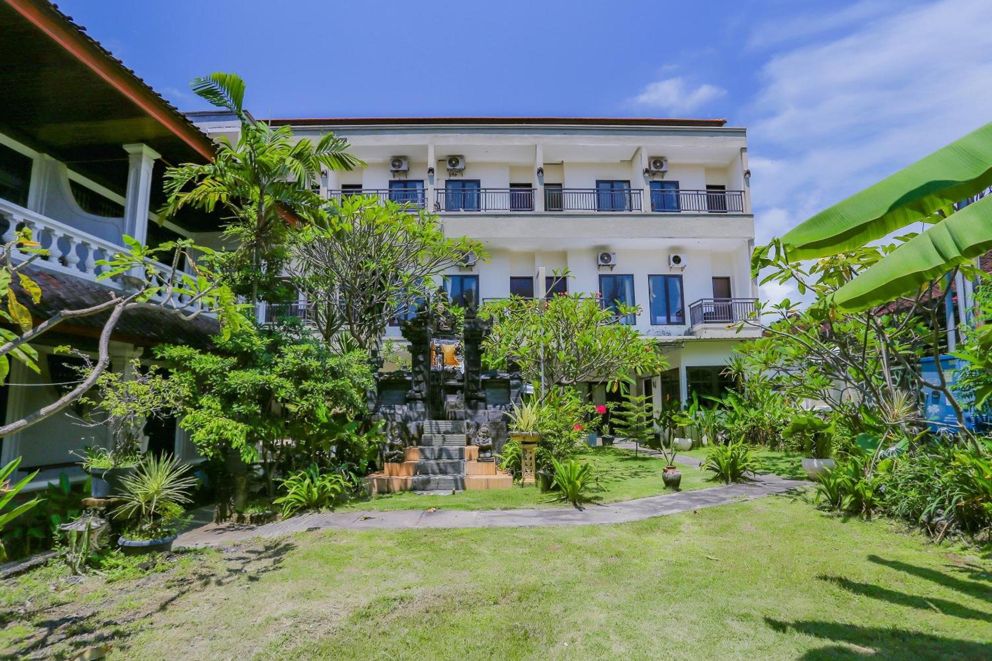 Oyo 4012 Ari Beach Inn Kuta  Ngoại thất bức ảnh